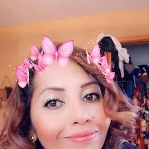 Meet your Posher, Carolina